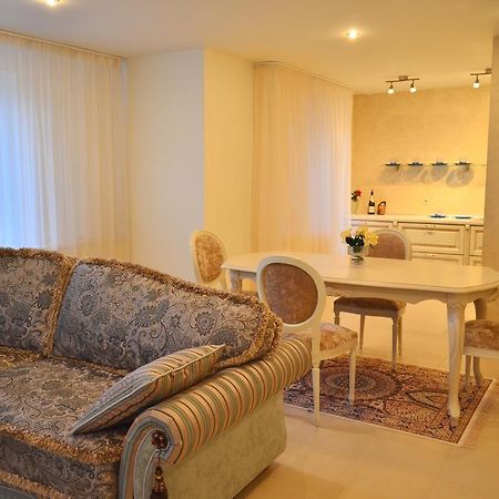 Apartment Astoriya Wizebsk Exterior foto